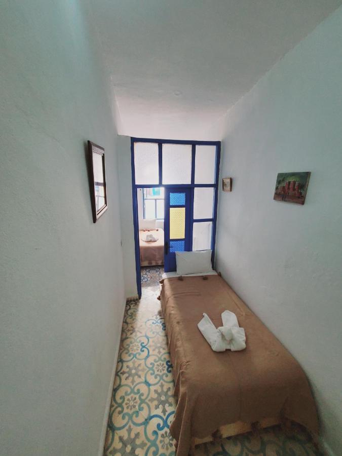 Riad Aylal Szavíra Kültér fotó